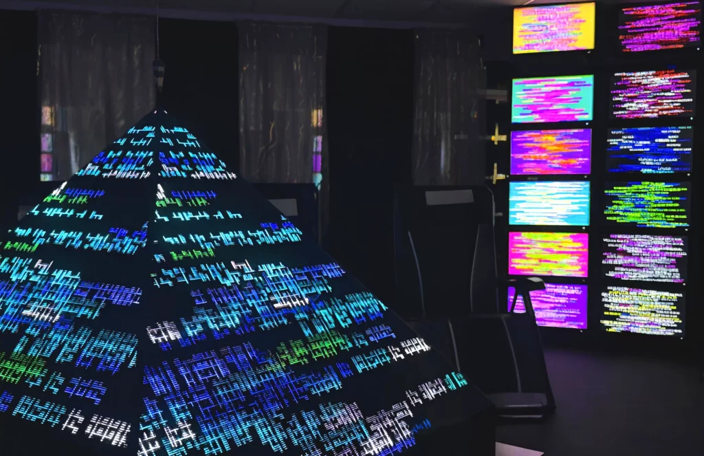 QLR Pyramid corner tower